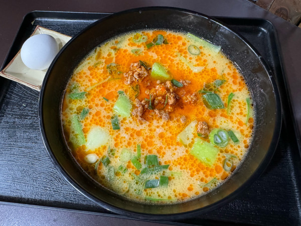 「坦々麺　760円」@青山ふ〜ちんの写真