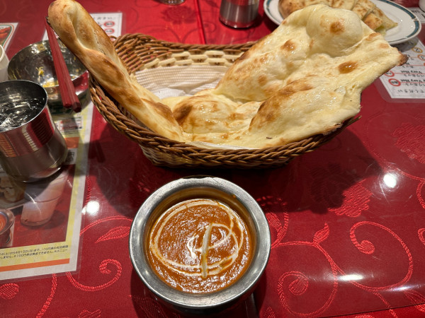 「日替わりセット（ナン・エビカレー・4辛）770円→670円」@スターサンジ LABI1高崎店の写真