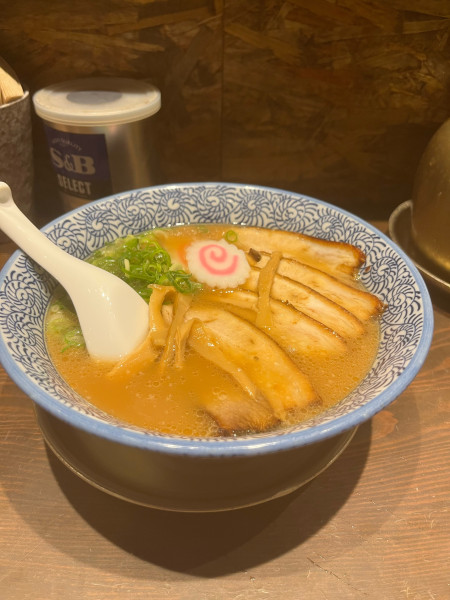 「特製中華そば」@丸美商店の写真