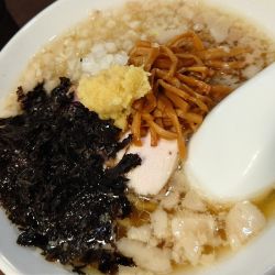 背脂生姜醤油ラーメン