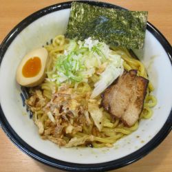 辛油そば　800円