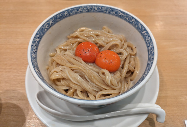 「TKM 卵かけ麺」@つけ麺・中華そば 燦の写真
