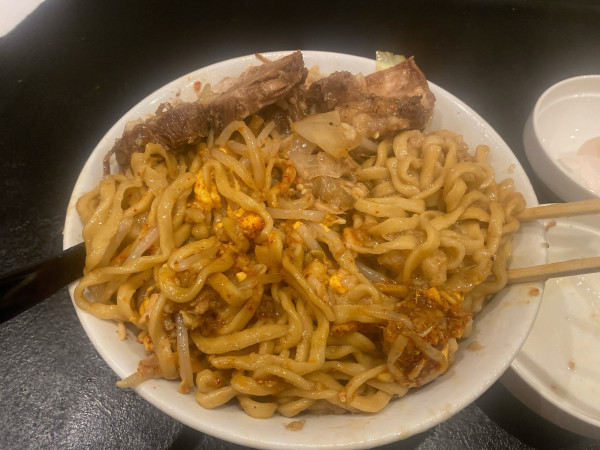 「大汁なし豚3枚チーズ生卵」@夢の一歩 佐賀店の写真