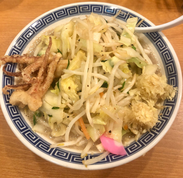 「ゲソ揚げタンメン ショウガダブル 990円」@トナリ 丸の内店の写真