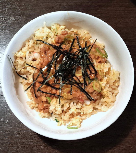 「納豆チャーハン ハーフ 680円」@焼肉 純ちゃん 名和店の写真