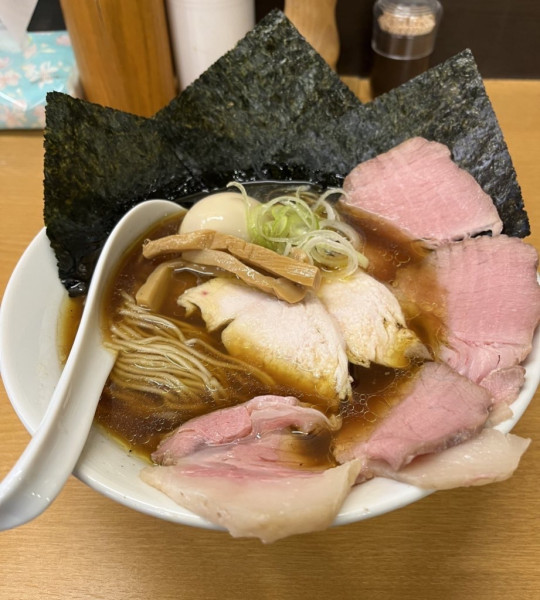 「特製中華そば(1050円)」@麺処ろくめいの写真