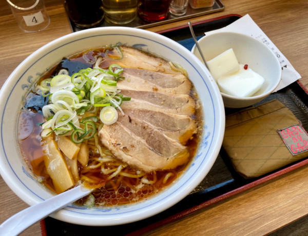 「チャーシューメン大盛＋杏仁豆腐」@福しん 東久留米店の写真