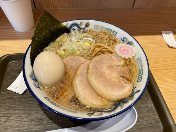 「チャーシューメン + 味玉」@舎鈴 西荻窪駅前店の写真