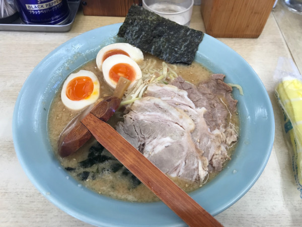 「味噌チャーシューメン小＋味玉」@ラーメン 頑固おやじの写真