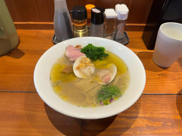 「【限定】春野菜と蛤の塩そば」@麺屋 真心の写真