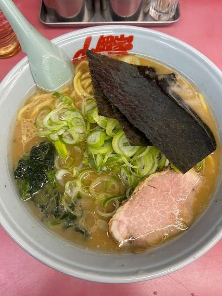 「醤油 大盛」@山岡家 越谷レイクタウン店の写真