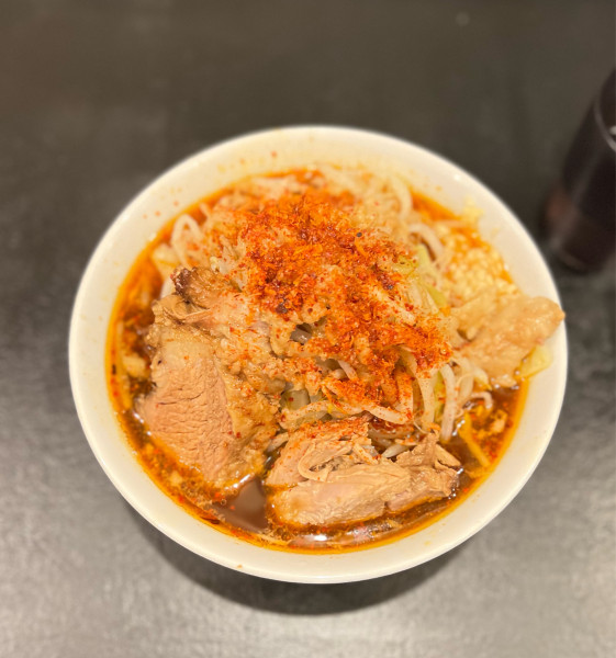 「小豚2枚・旨辛・ニンニク増し・野菜増し・アブラ少なめ」@夢の一歩 佐賀店の写真