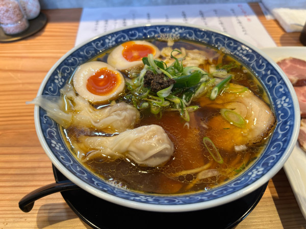 「木桶醤油らぁめん　トリュフ」@麺屋 夢風の写真
