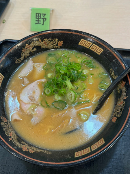 「豚骨しょうゆ」@ラーメン 横綱 刈谷オアシス店の写真