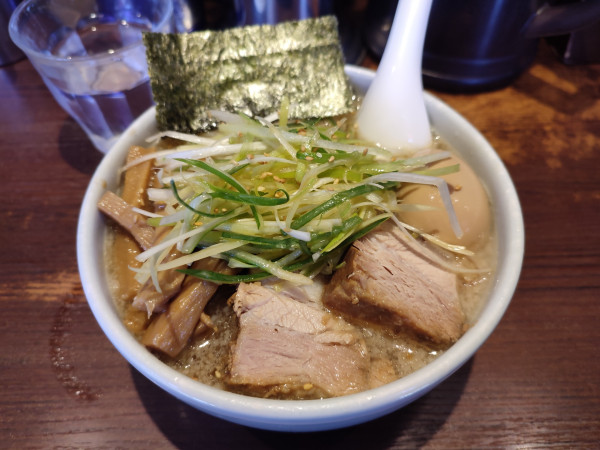 「全部入りラーメン大」@二九八家 いわせの写真