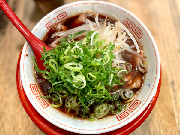 「中華そば　小　700」@新福菜館 麻布十番店の写真