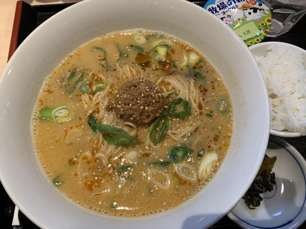 「東京担々麵」@日本橋焼餃子 極 京橋館家の写真