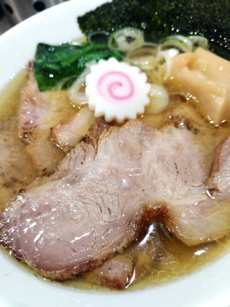 「しおチャーシュー麺」@手打ち 蓮の写真