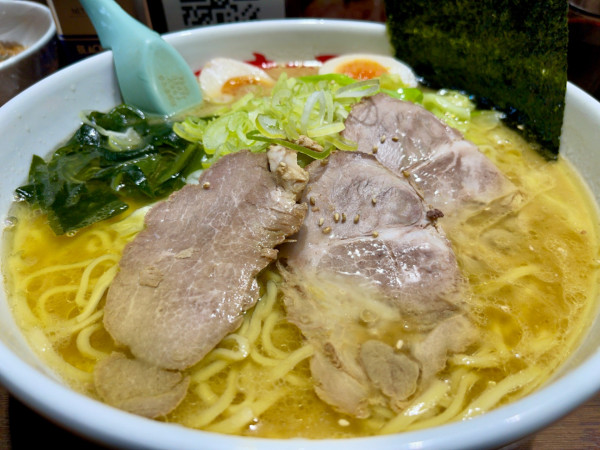 「さつまっこラーメン 大盛 (アブラ多め)」@さつまっこ 田園調布店の写真