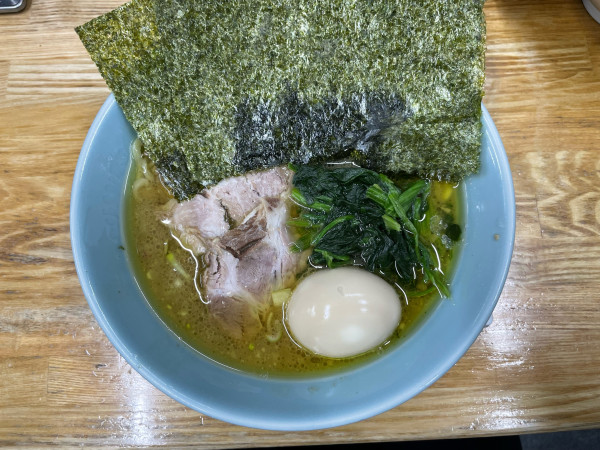 「ラーメン(¥800) のり(¥50) 玉子(¥100)」@横浜家系らーめん 秀吉家の写真