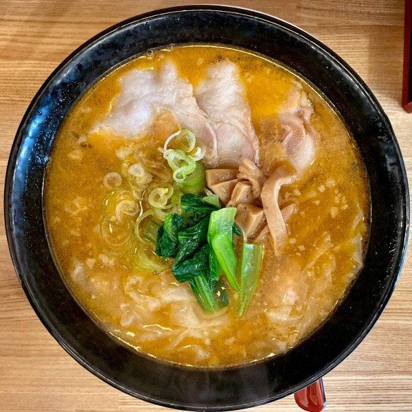 「スタミナワンタンメン」@ワンタンメンの満月 三鷹店の写真