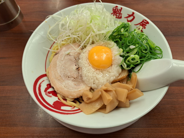 「まぜそば」@ラーメン魁力屋 五反田店の写真
