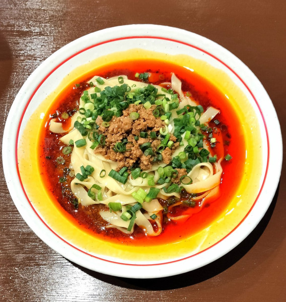 「汁なし担々麺(山椒あり) 0円+ミンチ大盛 100円」@ネワ屋の写真