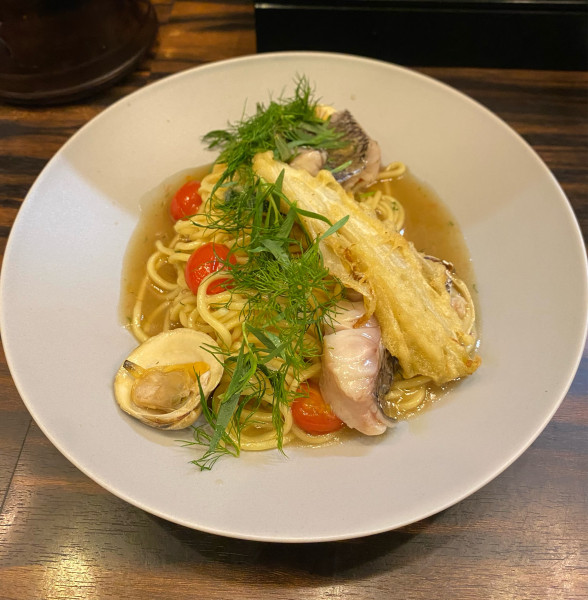 「[限定] クロムツの南仏風和えそば ¥1500」@稲荷屋の写真