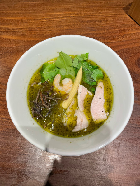 「ら〜麺ジェノバ(950円)」@R&Bの写真