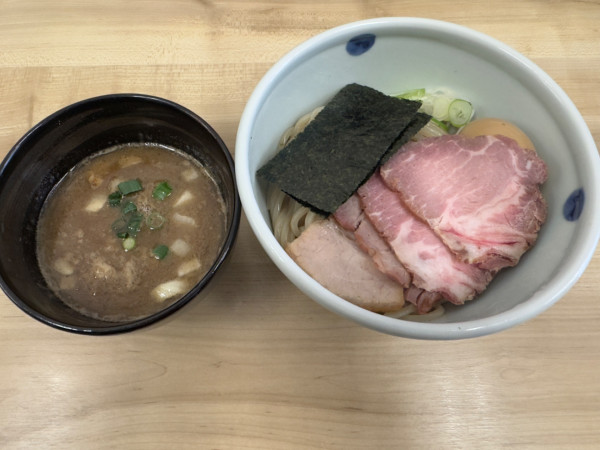 「豚骨地鶏濃厚つけ麺特製」@麺処 有彩の写真