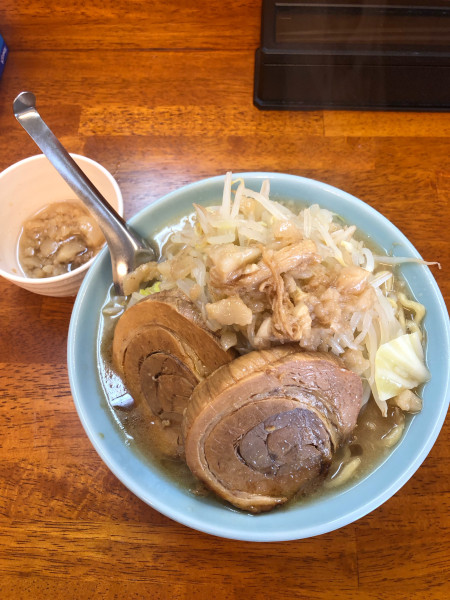 「つる並　野菜マシ脂マシ　豚一枚」@汁麺屋 どっぷりしやがれの写真