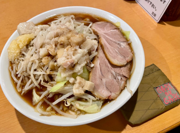 「豚ラーメン」@自家製熟成麺 吉岡の写真