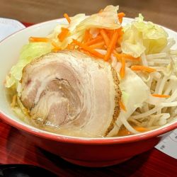 野菜の塩ラーメン＋半チャーハン（950円＋380円）