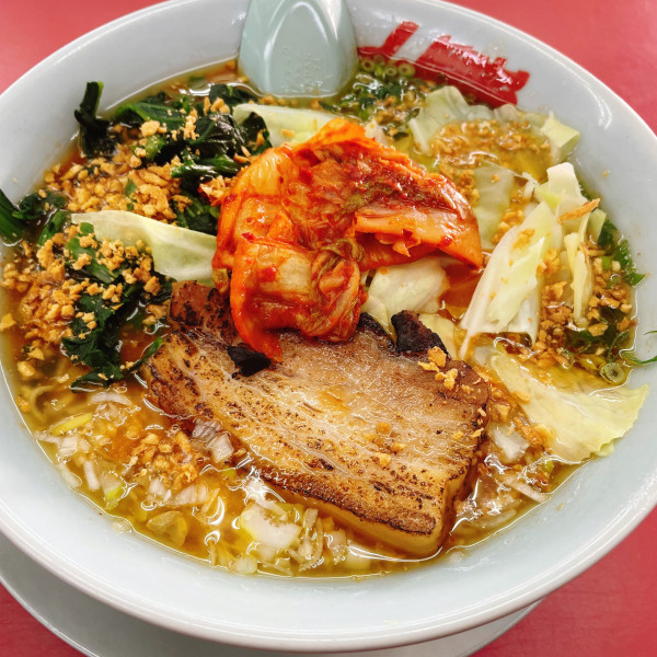 「旨辛スタミナらーめん 930円 ほうれん草」@ラーメン山岡家 足利店の写真