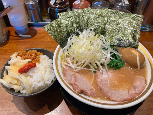 「醤油全部」@らーめん三郷家の写真