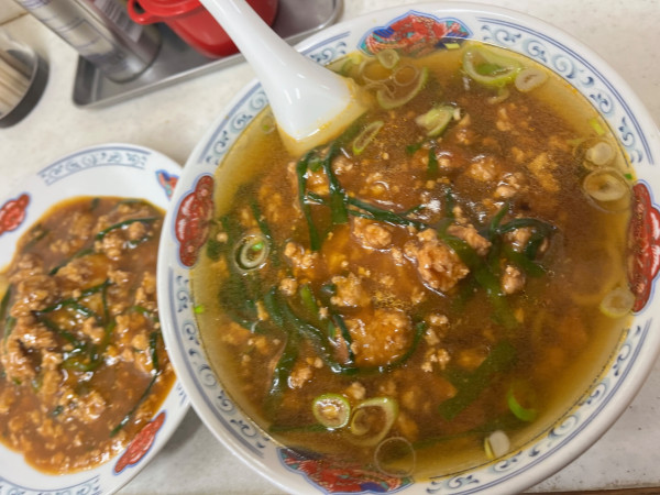 「スタミナラーメン＋半スタカレー」@娘娘の写真