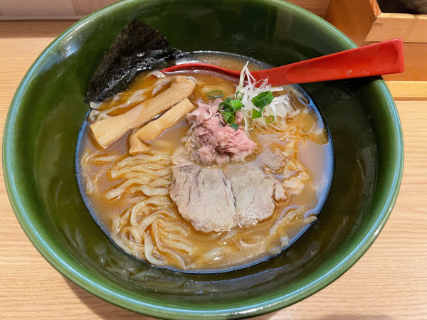 「焼きあごラーメン」@焼きあご塩らー麺 たかはし 恵比寿店の写真