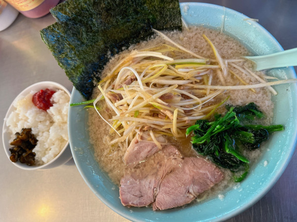 「ネギコテラーメン＋半ライス」@ラーメンショップ 椿 玉造店の写真