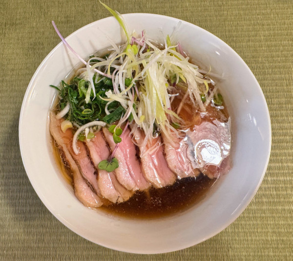 「鴨コンフィ麺」@らーめん 鴨and葱の写真