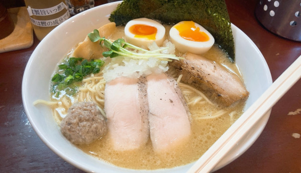 「特製濃厚塩鶏そば」@麺屋 くまがいの写真