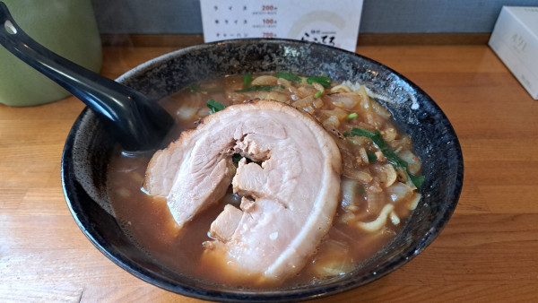 「ニンニク醤油ラーメン」@麺処 らふてるの写真