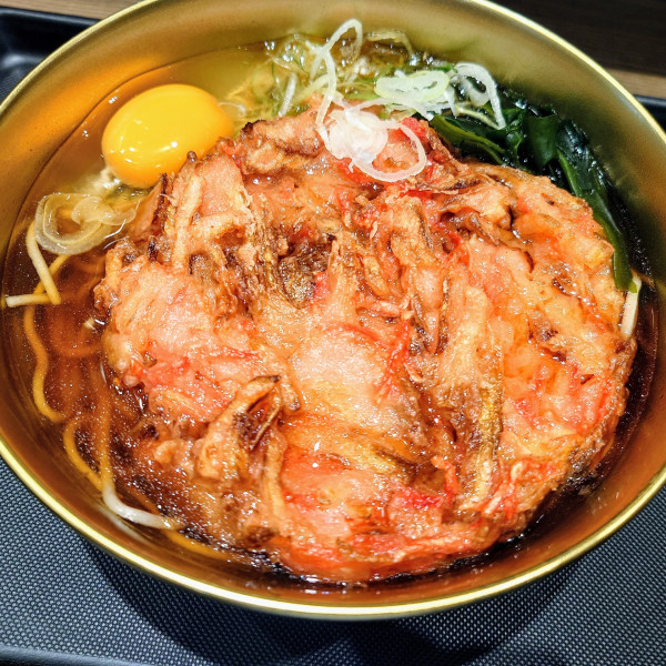 「プレミアム紅生姜天そば」@名代 富士そば 品川店の写真