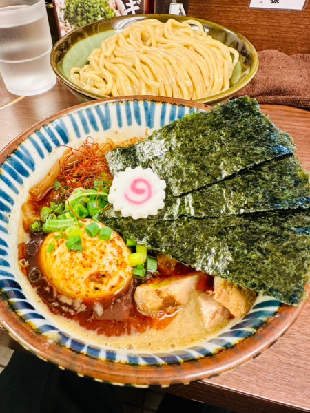 「つけめん特製辛搾り(中)【1380円】」@つけめん 三三㐂の写真