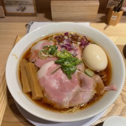 半熟味玉熟成醤油生姜中華そば（1000円）