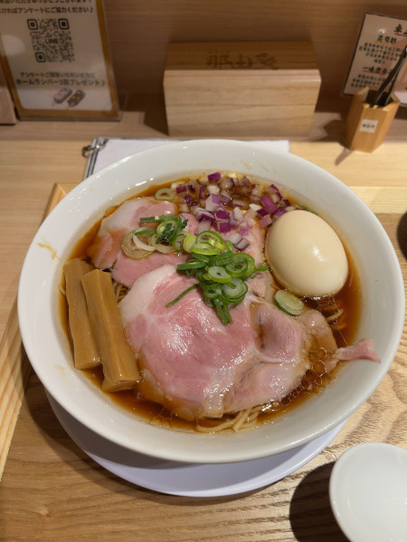 「半熟味玉熟成醤油生姜中華そば(1000円)」@中華そば 那由多の写真