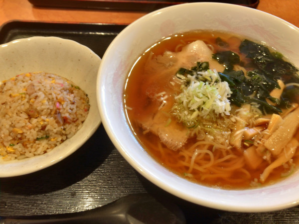 「Ａ１　ラーメン（醬油）＋半チャーハン（750円）」@麺 三福の写真