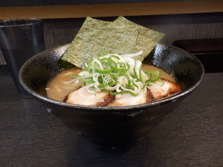 「焼あごらーめん」@麺屋なにがしの写真