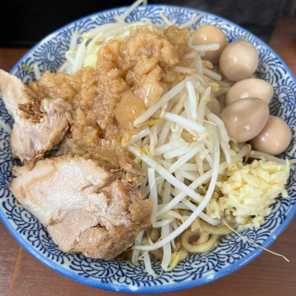 「ラーメン小　うずら　旨辛ダレ」@立川田田の写真