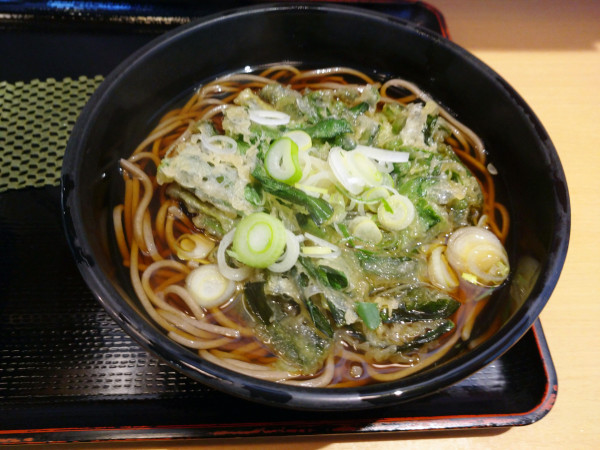 「ニラ天そば（530円）」@よもだそば 御徒町店の写真