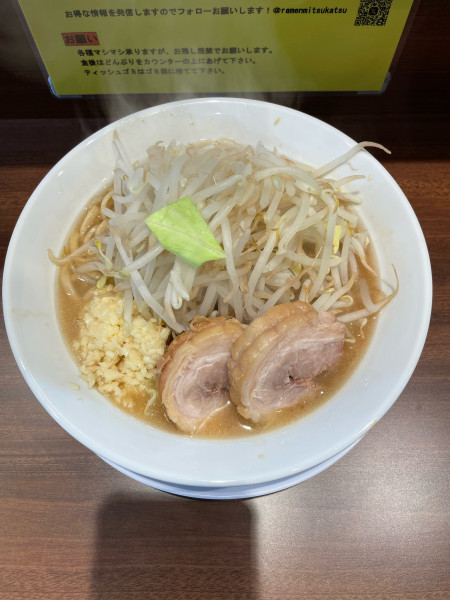 「小ラーメン(950円)ニンニク」@ラーメン三ツ勝の写真